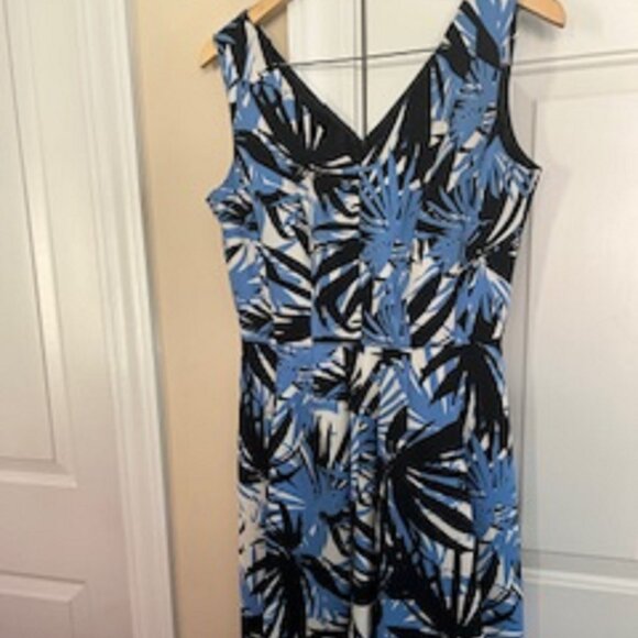 Women's Sleeveless Multicolor Dress & Belt Julian Taylor New York  6 Flare Tail - Picture 1 of 6